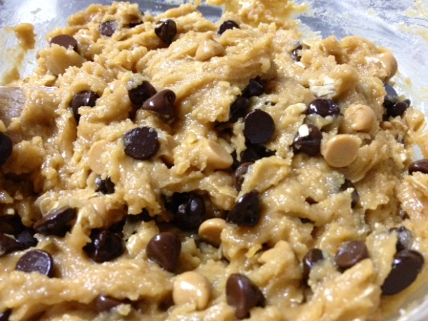 peanut butter oatmeal choc chip cookies dough